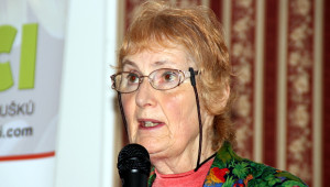 Rosemary Low