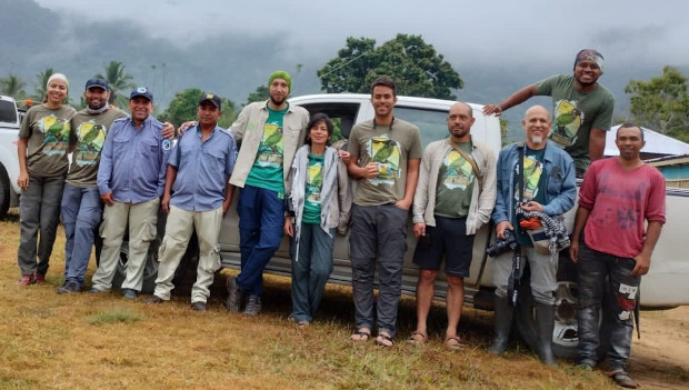 Expedice hledá v kolumbijských horách papouška, kterého od roku 1949 nikdo nespatřil